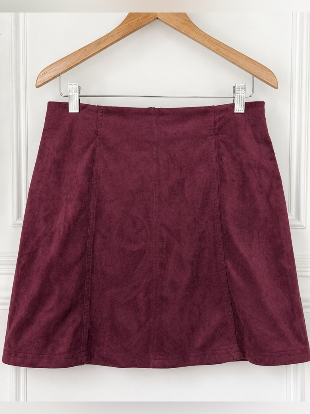 ALYA Burgundy Faux Suede A-Line Fall Mini Skirt Gold Back Zip Size Medium